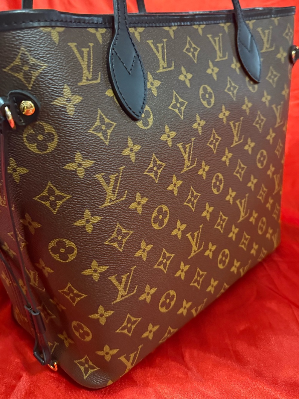 WOW POSHMARK - Authentic LOUIS VUITTON My LV World Tour Monogram Neverfull MM🥳🥳